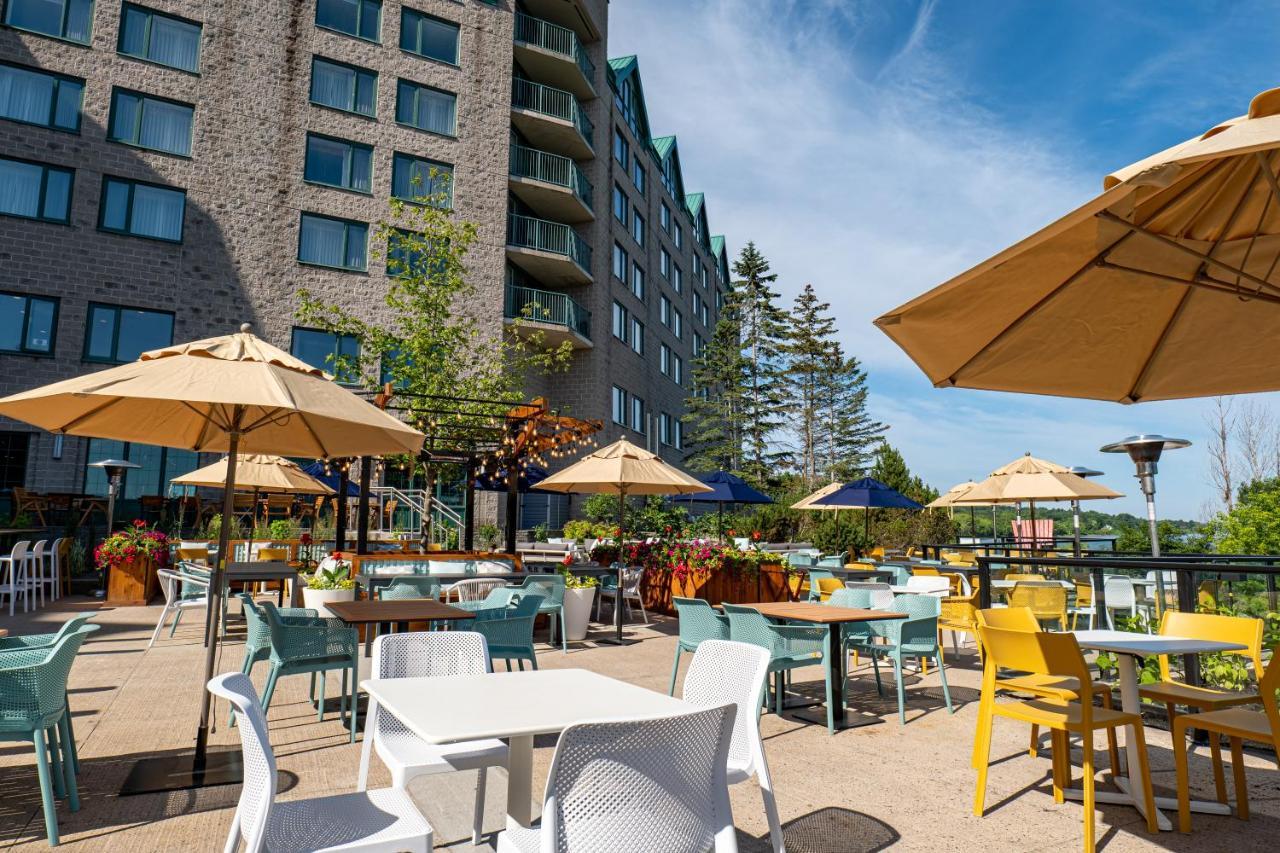 Delta Hotels by Marriott Fredericton Exteriör bild
