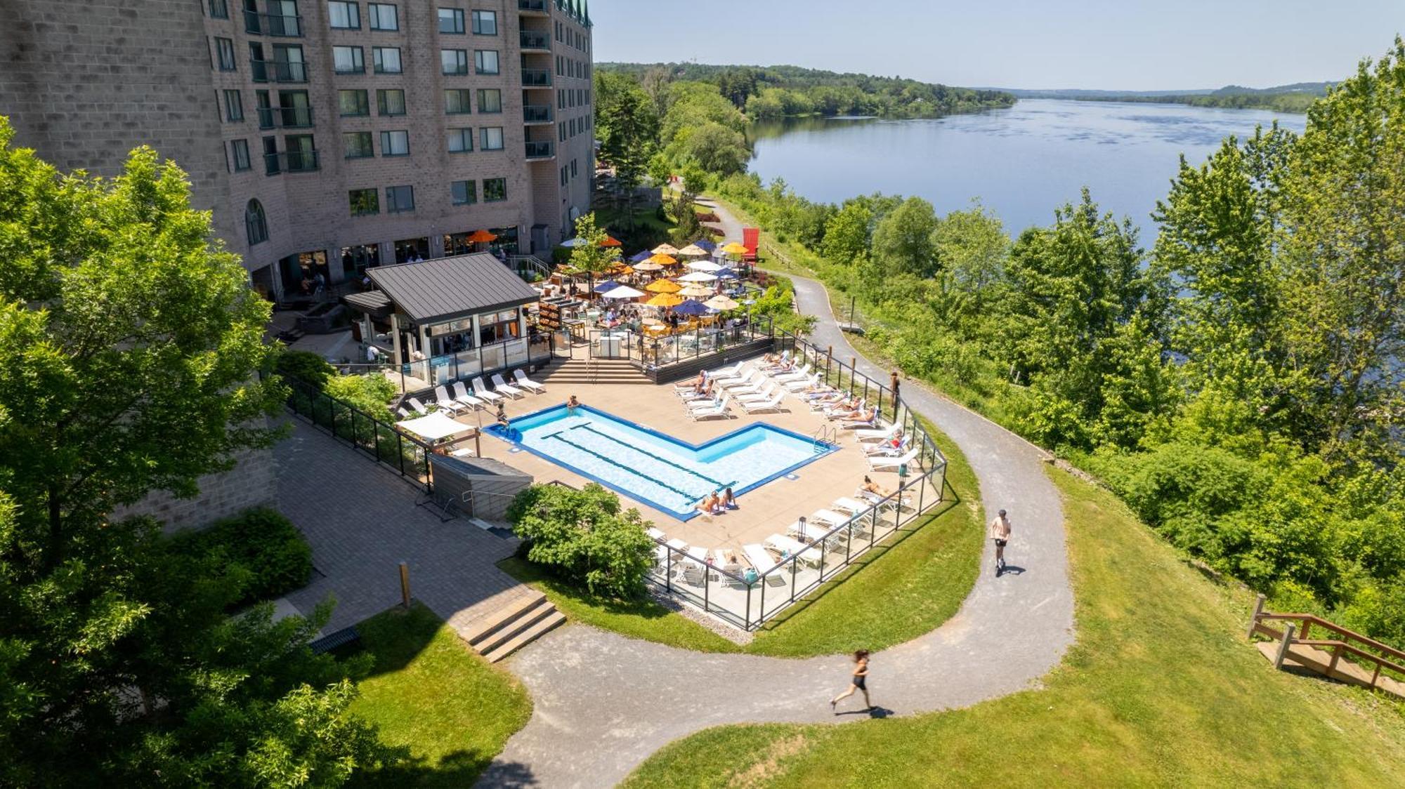 Delta Hotels by Marriott Fredericton Exteriör bild